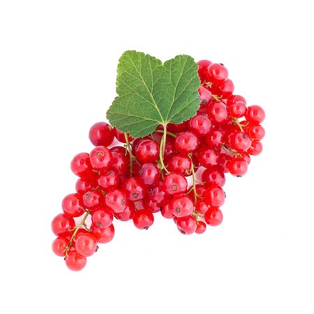 simsearch:824-02888669,k - Fresh red currants isolated on white background, fruits Photographie de stock - Aubaine LD & Abonnement, Code: 400-06948723