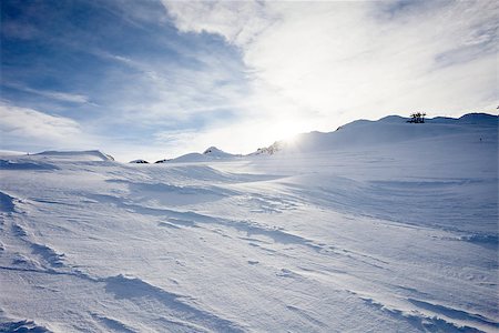 Ski slopes in Kaprun resort next to Kitzsteinhorn peak, Austrian Alps Photographie de stock - Aubaine LD & Abonnement, Code: 400-06948864
