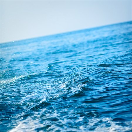 simsearch:400-06081165,k - blue ocean wave background, Andaman Sea, Thailand Foto de stock - Royalty-Free Super Valor e Assinatura, Número: 400-06950830