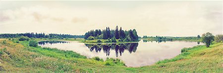 simsearch:400-04016461,k - beautiful lake in the autumn forest Foto de stock - Super Valor sin royalties y Suscripción, Código: 400-06953655