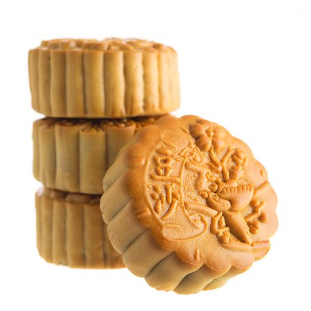 simsearch:400-07047172,k - Traditional mooncakes isolated on white background. Chinese mid autumn festival foods. The Chinese words on the mooncakes means red bean paste, not a logo or trademark. Stockbilder - Microstock & Abonnement, Bildnummer: 400-07047172