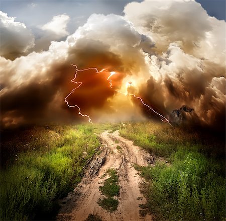 Lightning over the road in the field Photographie de stock - Aubaine LD & Abonnement, Code: 400-07047385