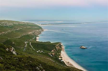 fosterss (artist) - Arrabida Natural Park  is a natural park located on the northern shore of the Sado River estuary in Portugal. Founded in 1976 and covering 108 square kilometres, it is one of the 30 areas which are officially under protection in the country. Photographie de stock - Aubaine LD & Abonnement, Code: 400-07041961