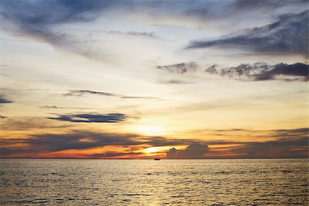 simsearch:400-07245917,k - beautiful sunset over Andaman Sea, in Thailand Fotografie stock - Microstock e Abbonamento, Codice: 400-07042265