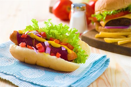 Hot dog and american fast foods Stock Photo - Budget Royalty-Free & Subscription, Code: 400-07043406