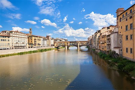 simsearch:400-08020855,k - Panoramic view of Florence, Italy. Ponte Vecchio - Bridges over Arno river. Stockbilder - Microstock & Abonnement, Bildnummer: 400-07055320