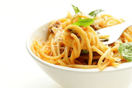 spaghetti pasta with tomato sauce, basil and parmesan cheese Stock Photo - Budget Royalty-Free & Subscription, Code: 400-07052369