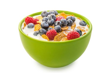 simsearch:400-04416748,k - A bowl of cereals with blueberries and raspberries with milk on a white background. Stock Photo - Budget Royalty-Free & Subscription, Code: 400-07053790