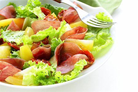 simsearch:400-04864579,k - fresh green snack salad with ham and vegetables Stock Photo - Budget Royalty-Free & Subscription, Code: 400-07053805