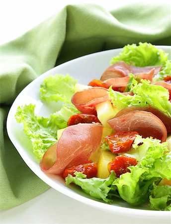 simsearch:400-04864579,k - fresh green snack salad with ham and vegetables Stock Photo - Budget Royalty-Free & Subscription, Code: 400-07053806