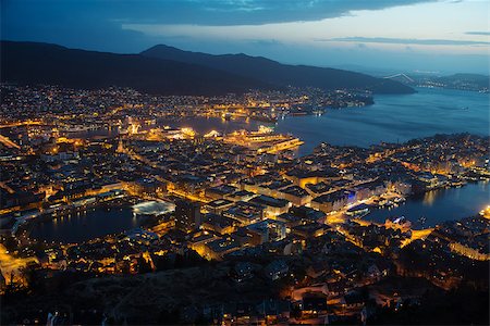 simsearch:400-06692838,k - This is a top view of Bergen (the west coast of Norway) in night. The town is illuminated. Stockbilder - Microstock & Abonnement, Bildnummer: 400-07053811