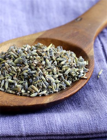 simsearch:400-05372314,k - fragrant violet lavender dried condiment Stockbilder - Microstock & Abonnement, Bildnummer: 400-07060876