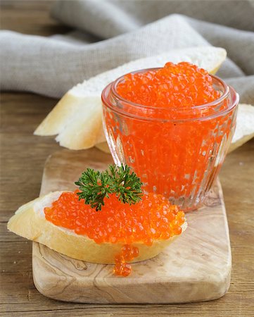 simsearch:400-05204133,k - delicacy appetizer red caviar on a white baguette Stock Photo - Budget Royalty-Free & Subscription, Code: 400-07060872