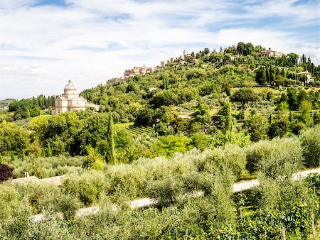 simsearch:400-07296321,k - An image of a Tuscany landscape in Italy Foto de stock - Super Valor sin royalties y Suscripción, Código: 400-07061736