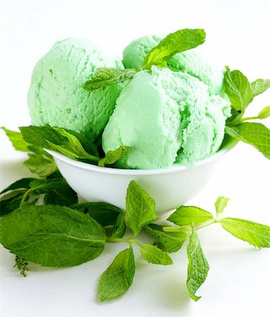 pistachio cream - balls mint ice cream with fresh green herb Stock Photo - Budget Royalty-Free & Subscription, Code: 400-07062207