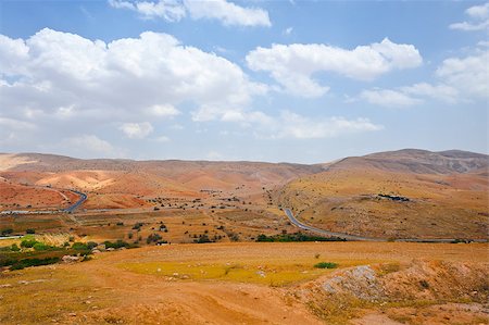 simsearch:400-06329190,k - Meandering Road in Sand Hills of Samaria, Israel Stock Photo - Budget Royalty-Free & Subscription, Code: 400-07087924