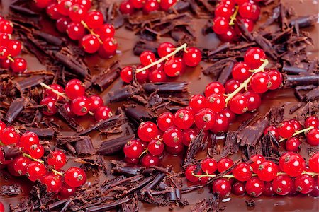 simsearch:400-06699634,k - red currant with chocolate Foto de stock - Super Valor sin royalties y Suscripción, Código: 400-07095275