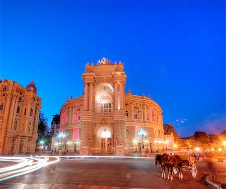 simsearch:400-07575945,k - Night view of public opera and ballet theater in Odessa, Ukraine Stock Photo - Budget Royalty-Free & Subscription, Code: 400-07095915