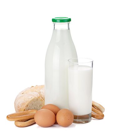simsearch:400-04499805,k - Milk bottle, glass and bread. Isolated on white background Photographie de stock - Aubaine LD & Abonnement, Code: 400-07096697