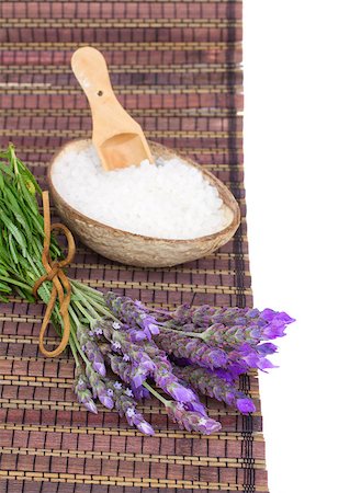 simsearch:400-05372314,k - Fresh lavender spa  set - fresh flowers and aromatic salt on a table Stockbilder - Microstock & Abonnement, Bildnummer: 400-07097019