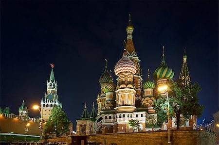 Moscow Kremlin and St. Basil's Cathedral Photographie de stock - Aubaine LD & Abonnement, Code: 400-07099458
