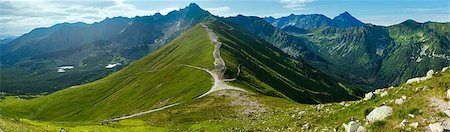 simsearch:400-05344522,k - Tatra Mountain, Poland, view to Valley Gasienicowa, group of glacial lakes  and Swinica mount Photographie de stock - Aubaine LD & Abonnement, Code: 400-07090777