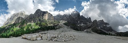 simsearch:400-07111499,k - Dolomiti, Val Venegia panorama with views of Mount Mulaz and Pale di San Martino Stockbilder - Microstock & Abonnement, Bildnummer: 400-07093710