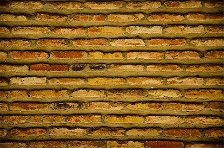 simsearch:400-06848095,k - Dark Old Brick Wall Texture Close Up Photographie de stock - Aubaine LD & Abonnement, Code: 400-07104136