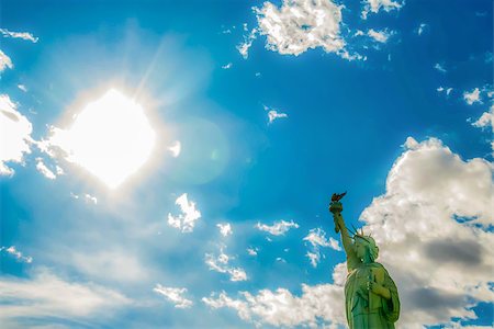 las vegas, nevada, statue of liberty Stock Photo - Budget Royalty-Free & Subscription, Code: 400-07105174