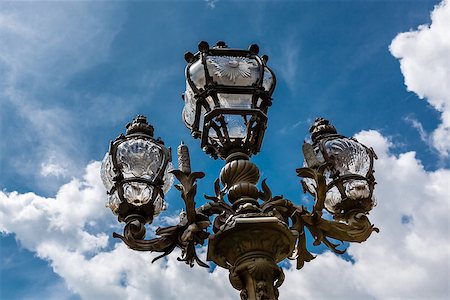 simsearch:400-06063916,k - Street Lantern on the Alexandre III Bridge against Cloudy Sky, Paris, France. Stockbilder - Microstock & Abonnement, Bildnummer: 400-07114410