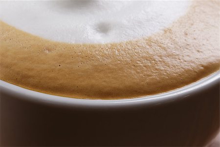 simsearch:400-05382322,k - close up photo of dry foam on cappuccino, macro Stockbilder - Microstock & Abonnement, Bildnummer: 400-07116701