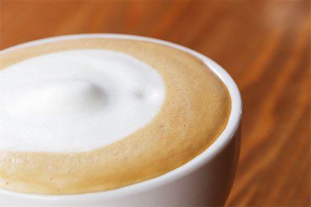 simsearch:400-05382322,k - close up photo of dry foam on cappuccino, macro Stockbilder - Microstock & Abonnement, Bildnummer: 400-07117026