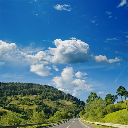 road in mountain. Ukrainian Carpathians Stockbilder - Microstock & Abonnement, Bildnummer: 400-07112097