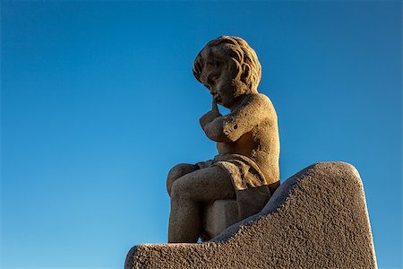 Angel Boy Statue near the Notre-Dame de la Garde in Marseilles, France Photographie de stock - Aubaine LD & Abonnement, Code: 400-07112796