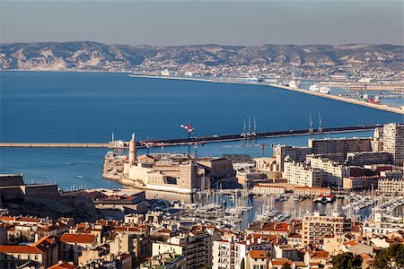 french riviera - Aerial View of Marseille City and its Harbor, France Foto de stock - Super Valor sin royalties y Suscripción, Código: 400-07112807