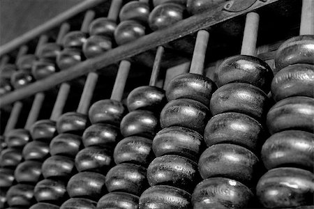 simsearch:400-05682310,k - Old wooden abacus Stockbilder - Microstock & Abonnement, Bildnummer: 400-07113081