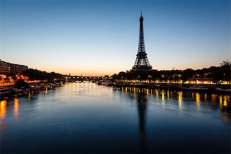 Eiffel Tower and d'Iena Bridge at Dawn, Paris, France Photographie de stock - Aubaine LD & Abonnement, Code: 400-07113654