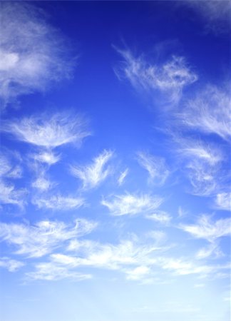 simsearch:400-08960149,k - White clouds in the blue sky Foto de stock - Super Valor sin royalties y Suscripción, Código: 400-07125087