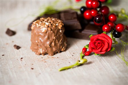 praline - Closeup chocolate on brown napkin Stock Photo - Budget Royalty-Free & Subscription, Code: 400-07123076