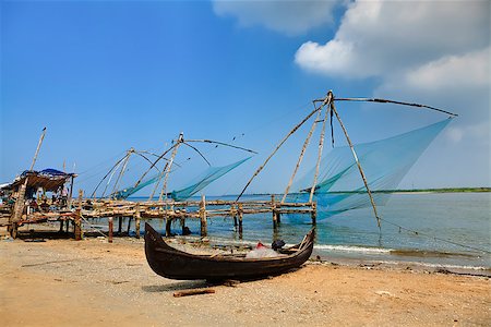 fishing boats in kerala - chinese fishing net of cochin in Kerala state india Stock Photo - Budget Royalty-Free & Subscription, Code: 400-07123983