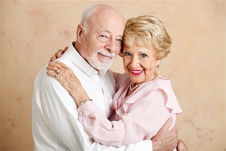 simsearch:400-04065020,k - Portrait of beautiful couple in their eighties, still in love. Foto de stock - Royalty-Free Super Valor e Assinatura, Número: 400-07165122