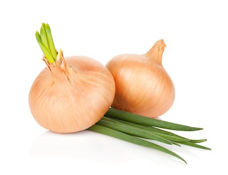 simsearch:400-04134733,k - Fresh ripe onion. Isolated on white background Foto de stock - Royalty-Free Super Valor e Assinatura, Número: 400-07167472