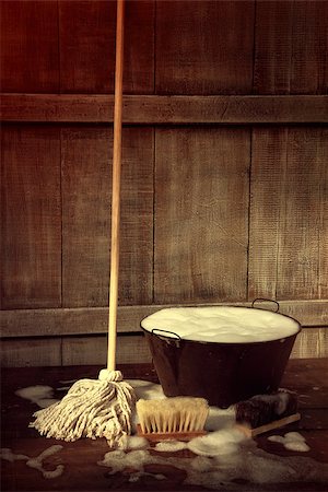 scrub country - Cleaning mop and bucket with wet soapy floor Stock Photo - Budget Royalty-Free & Subscription, Code: 400-07168730