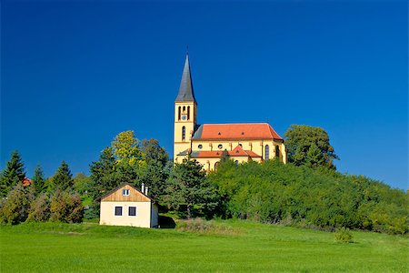 simsearch:400-07175405,k - Zagreb green zone idyllic church, capital of Croatia Foto de stock - Royalty-Free Super Valor e Assinatura, Número: 400-07169976