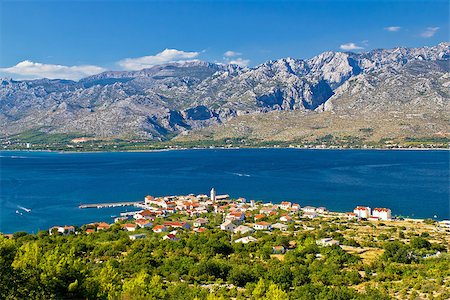 simsearch:400-07175405,k - Green nature and blue sea, view of Town of Vinjerac and Paklenica national park on Velebit mountain Foto de stock - Royalty-Free Super Valor e Assinatura, Número: 400-07169980