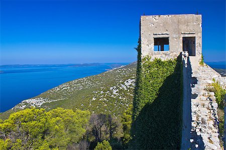 st michael - St. Michael Fort on Island of Ugljan top, Dalmatia, Croatia Photographie de stock - Aubaine LD & Abonnement, Code: 400-07175410