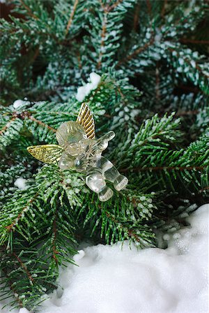simsearch:400-04546543,k - Christmas composition with angel. Foto de stock - Royalty-Free Super Valor e Assinatura, Número: 400-07175491
