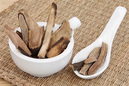 simsearch:400-07174356,k - White peony root herb used in chinese herbal medicine. Bai shao. Paeoni lactiflocra. Stock Photo - Budget Royalty-Free & Subscription, Code: 400-07175924