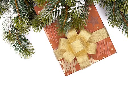 simsearch:400-07450793,k - Christmas gift box and snowy fir tree. Isolated on white background Stock Photo - Budget Royalty-Free & Subscription, Code: 400-07179712