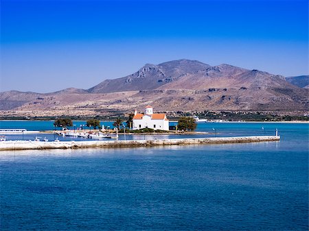 simsearch:400-04831572,k - A Orthodox church at the Elafonisos Island Foto de stock - Super Valor sin royalties y Suscripción, Código: 400-07170319